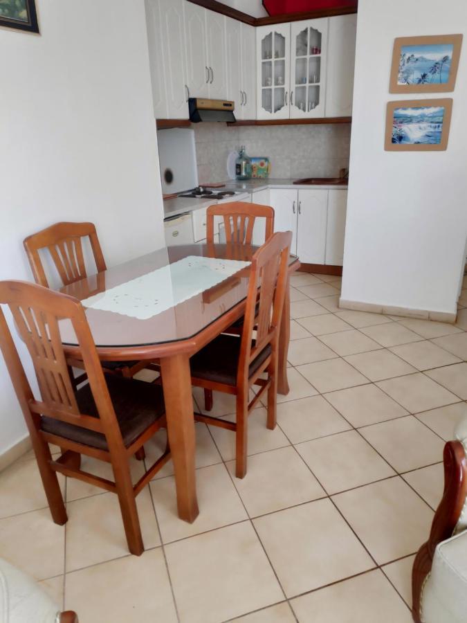 Private Studio Sea View 2 Minutes Away From Beach Σαράντα Εξωτερικό φωτογραφία